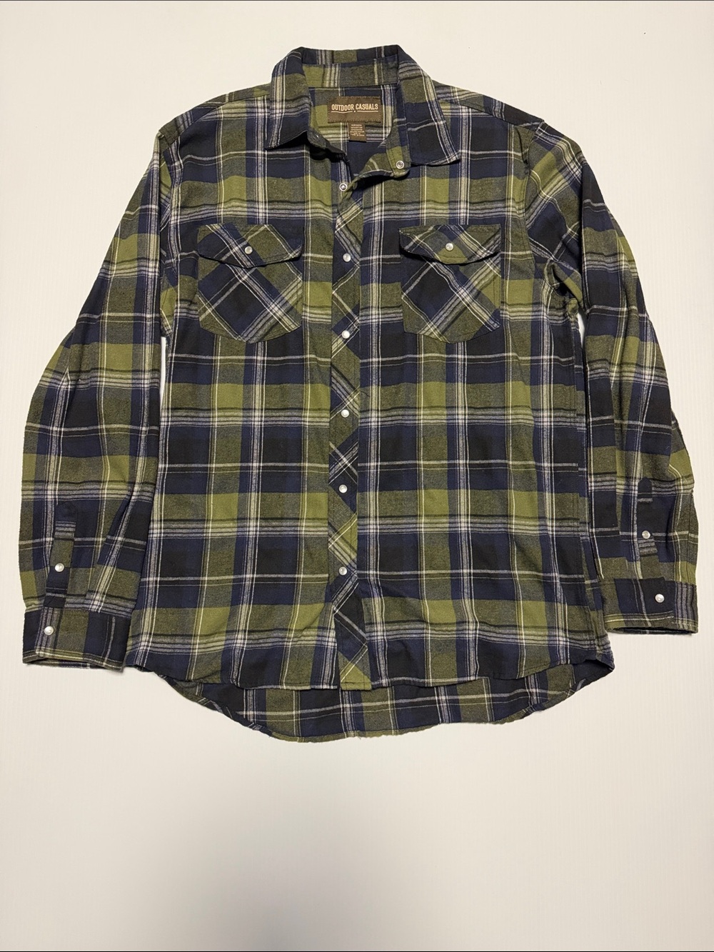 Outdoor Casual Men's Green Plaid Button-Down Shirt